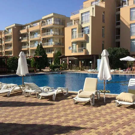 Kamelia Garden Apartamento